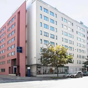 4* Hotell Novotel Donau